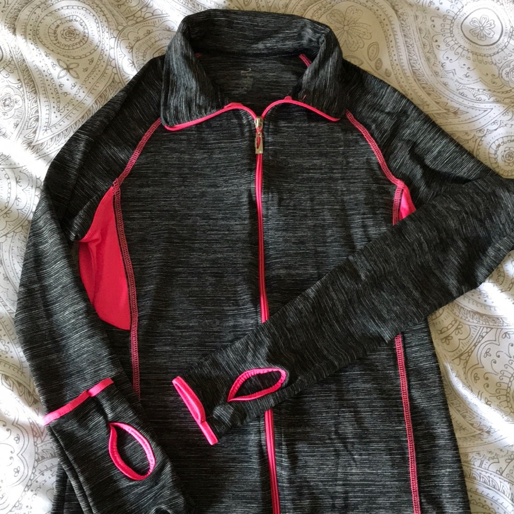 Size small workout jacket